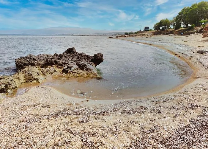 Apartment στούντιο σε πέτρινο σπίτι, κοντά σε παραλία